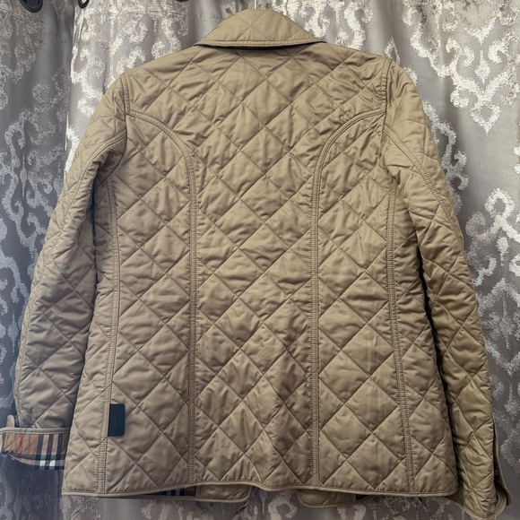 Burberry Tan Quilted Plaid Jacket Size Medium - Picture 9 of 11